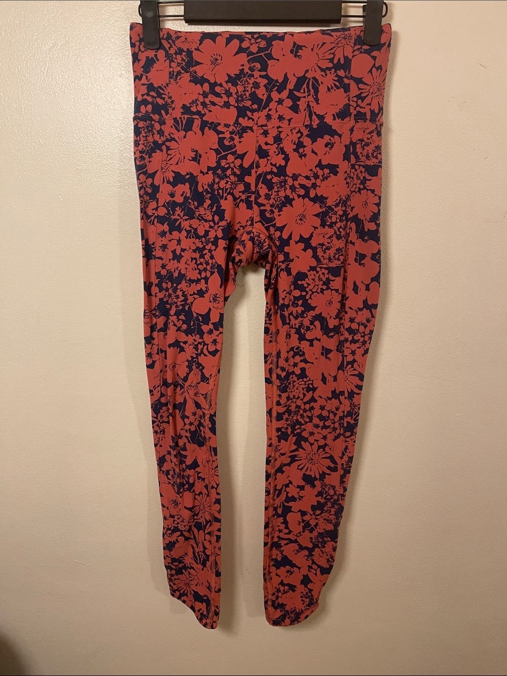 lululemon athletica Coral and Navy Floral Leggings